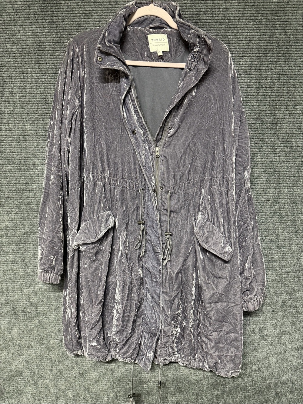 Torrid Women's Crushed Velvet Anorak Jacket in purple Gray